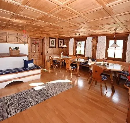 萨勒住宿加早餐旅馆