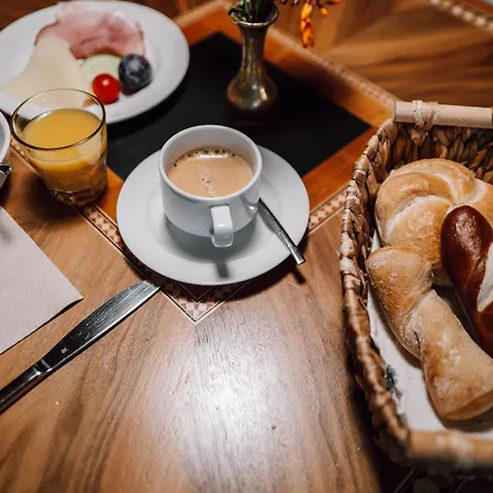 萨勒住宿加早餐旅馆 3*
