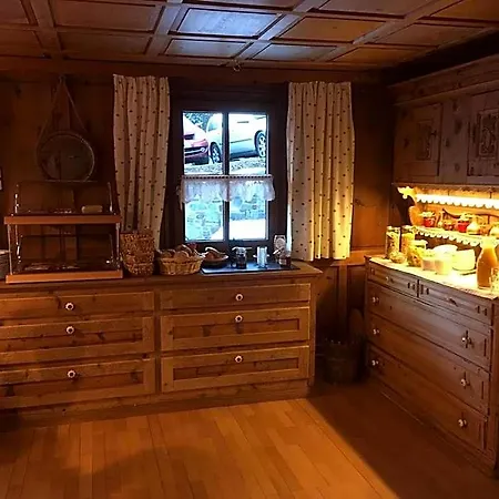 萨勒住宿加早餐旅馆 住宿加早餐酒店 3*