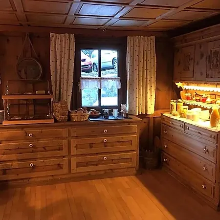 萨勒住宿加早餐旅馆 住宿加早餐酒店 加舒恩